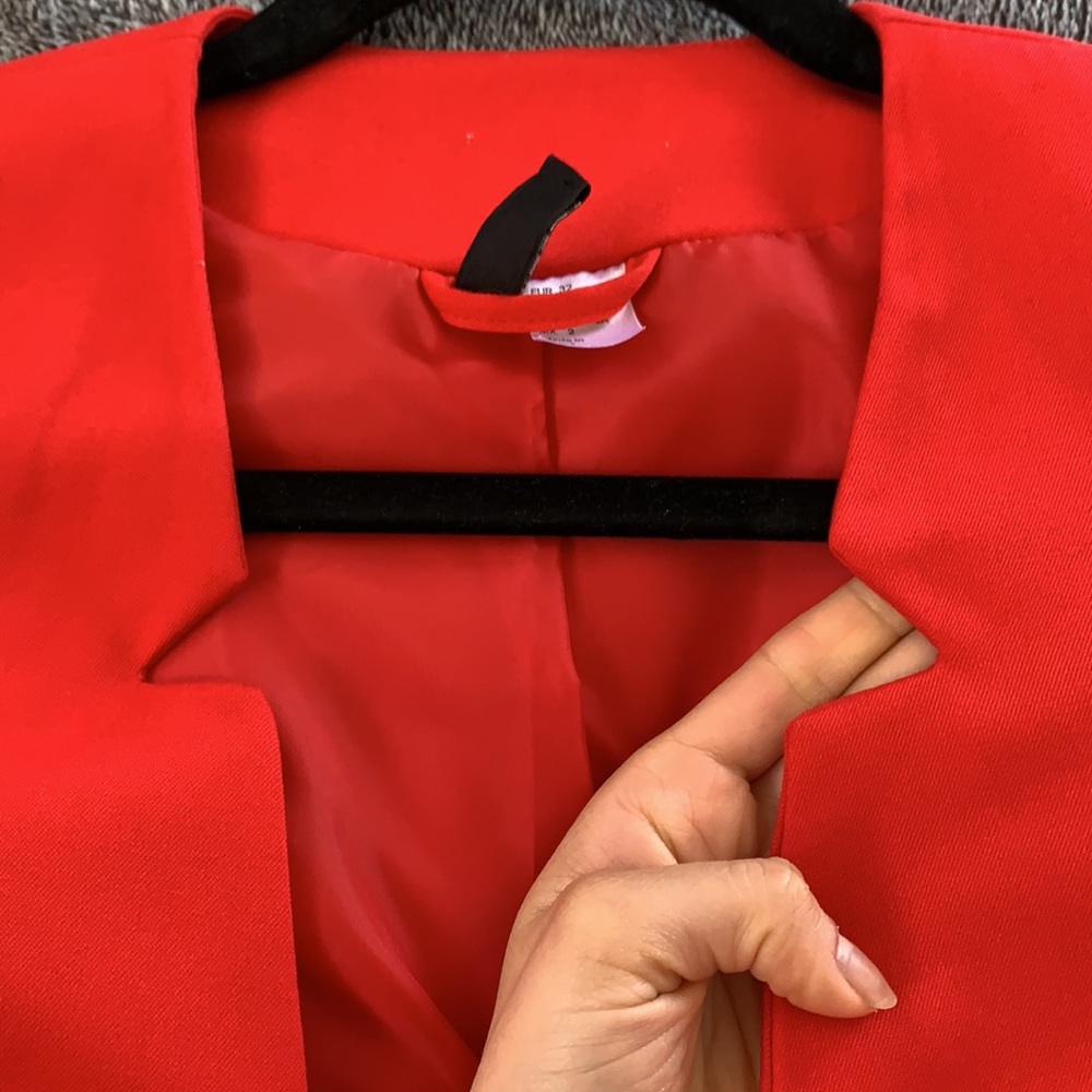Red blazer - Picture 2 of 5